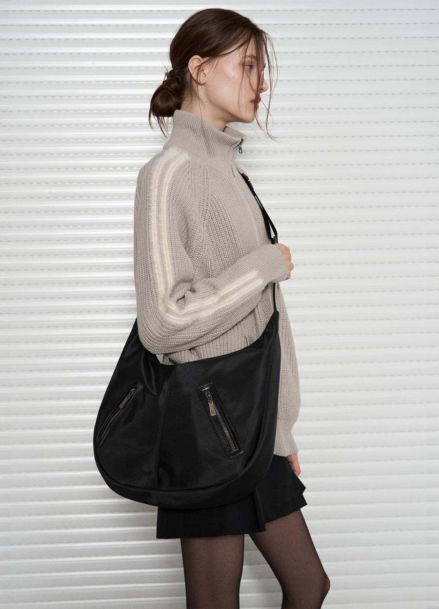스플릿 나일론 크로스백 [BLACK]