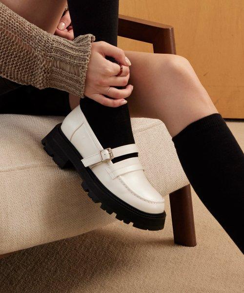 스퀘어 메리제인 하이탑 로퍼 (WHITE)