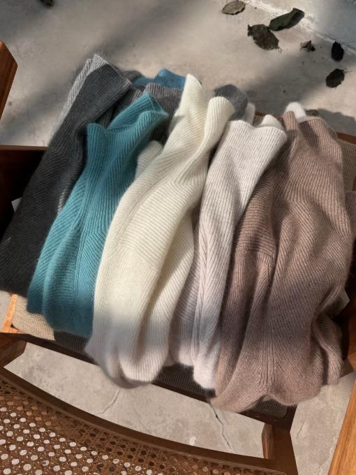 에센셜 라쿤 폴라 니트 6color