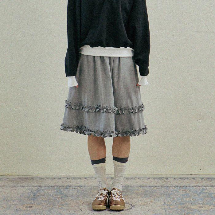 Stripe Frill Banding Skirt_Grey