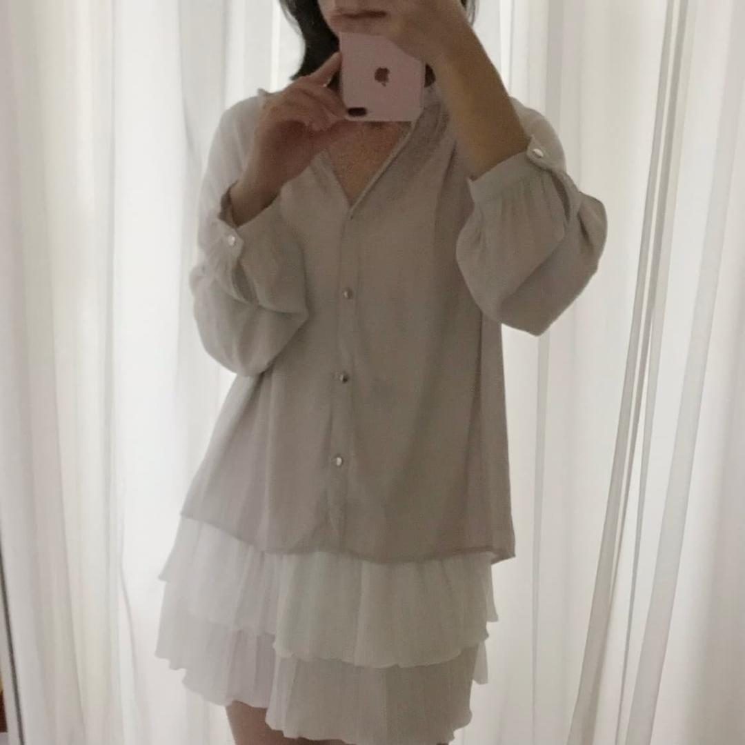 그레이 블라우스 | 후루츠패밀리
