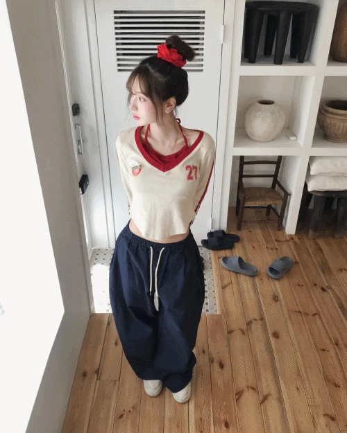 [ 솜다 PICK / 라인 point ] 네이브 톤온톤 홀터 레이어 TOP