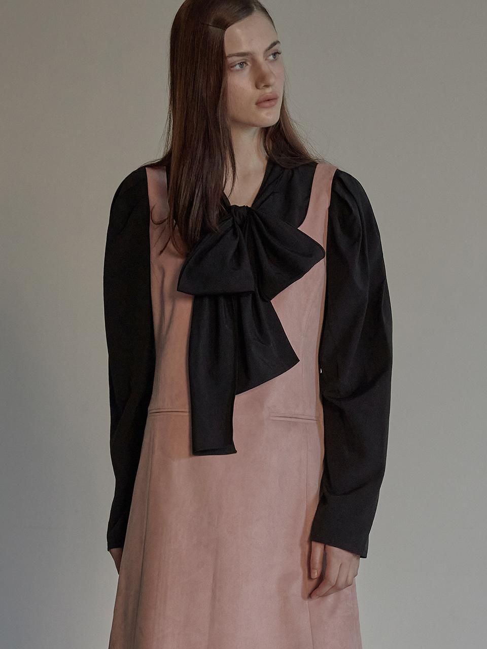 Ribbon point scarf blouse - Black