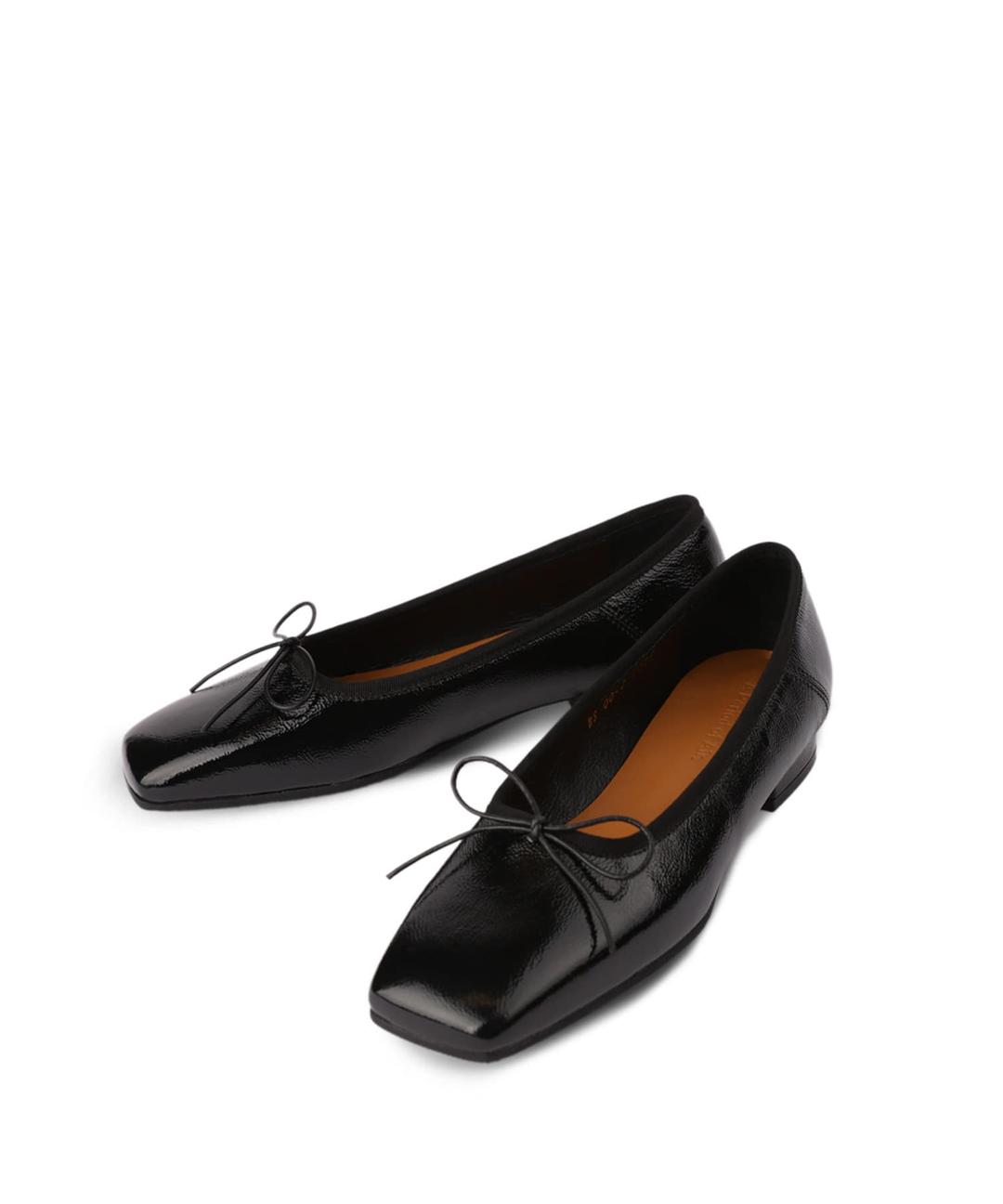 Square Banding Flat Shoes Black