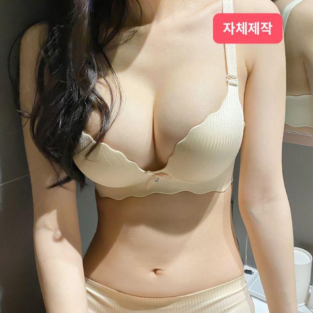 [자체제작 / 기간한정 SALE ]4cm 뜸절대없는 뽕브라세트 c컵무조건 보장 판타지아 브라