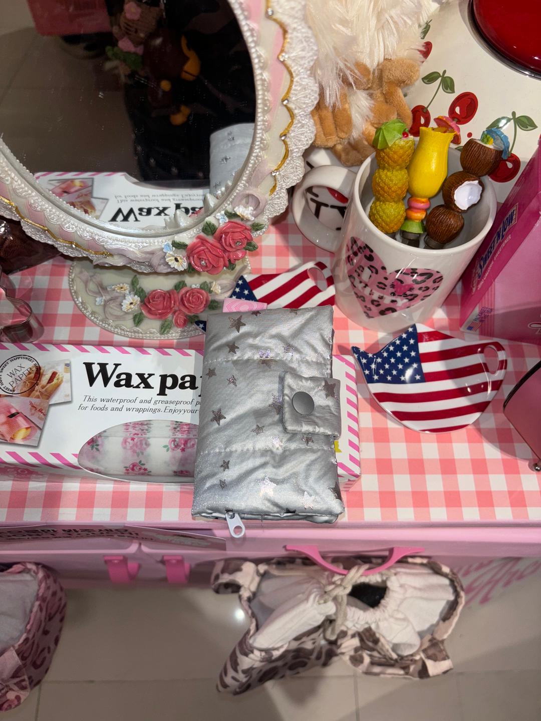 fluffy wallet (milkyway rockstar)