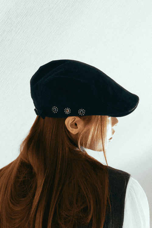 스웨이드 스터드 헌팅캡 (블랙)