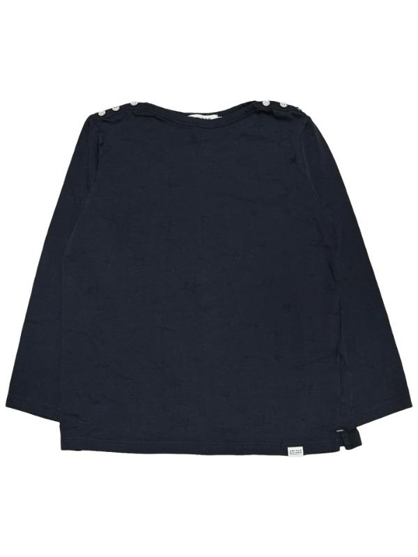 Star pattern detail top