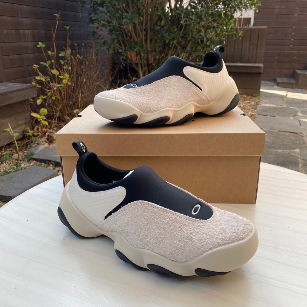 오클리 팩토리 팀 x 브레인 데드 플레시 밀크 블랙