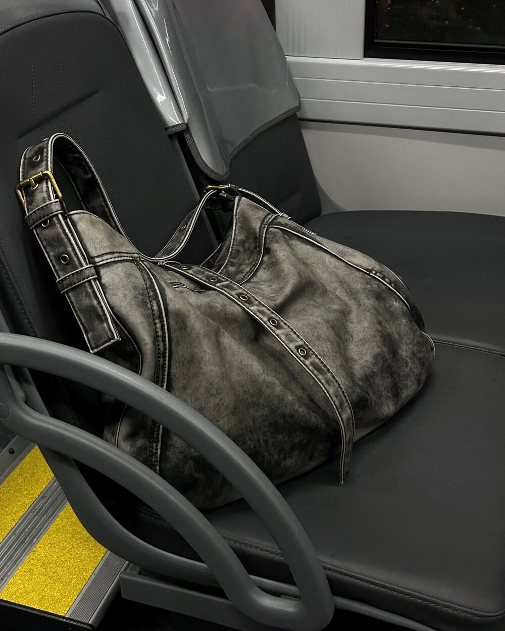 스모크 레더 메신저백