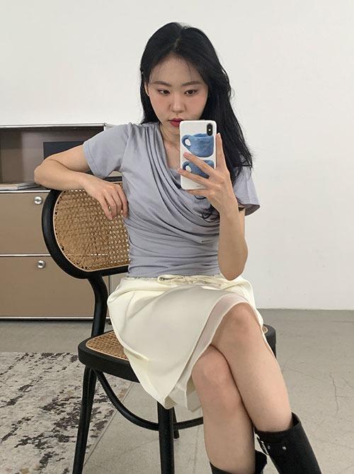 뉴먼데이 웨이브 t-shirts