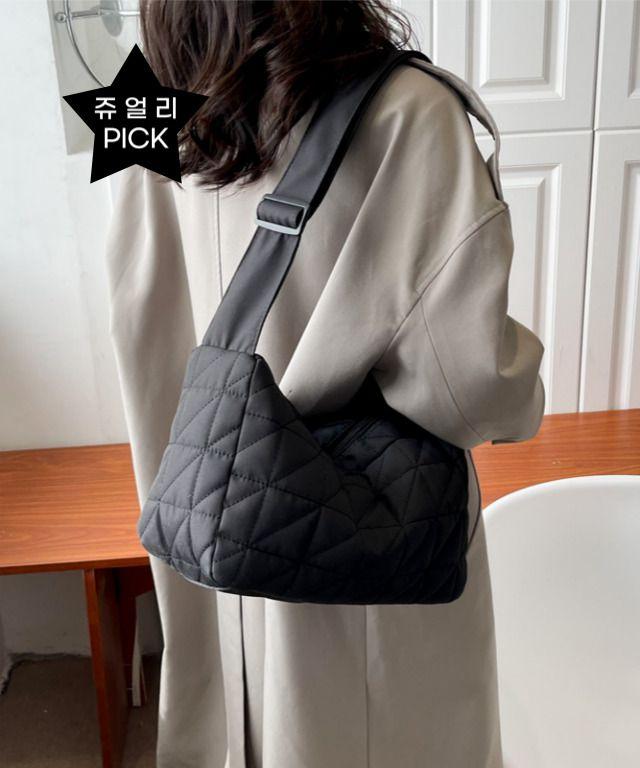 [주얼리 증정] 일더하기일 퀼팅 나일론 레트로 캐주얼백 숄더백 크로스백
