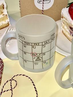 [유어홈] Special day mug/생일컵/레터링 컵 제작/커스텀 컵/레터링 머그컵/커스텀/생일선물/주문제작/홈카페/특이한 머그컵/디저트 컵/온더테이블/신혼부부 선물