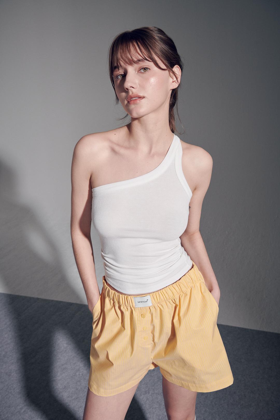 Needs One Strap Top 니즈 원스트랩 탑_WHITE