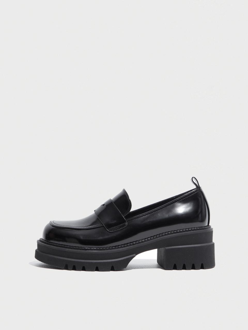 KM026 핸드메이드 카우레더 청키 솔 페니로퍼ㅣGLOSSY BLACK