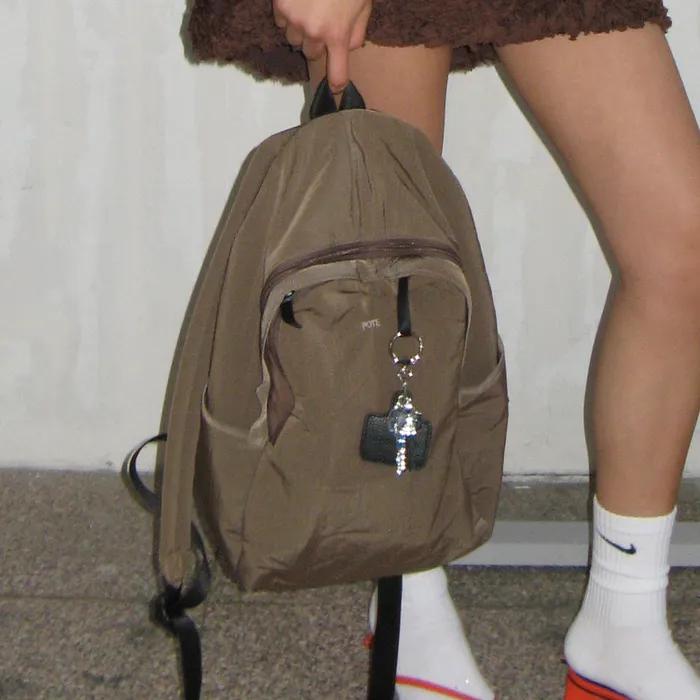 0002 HideSlot Classic Backpack_Mocha