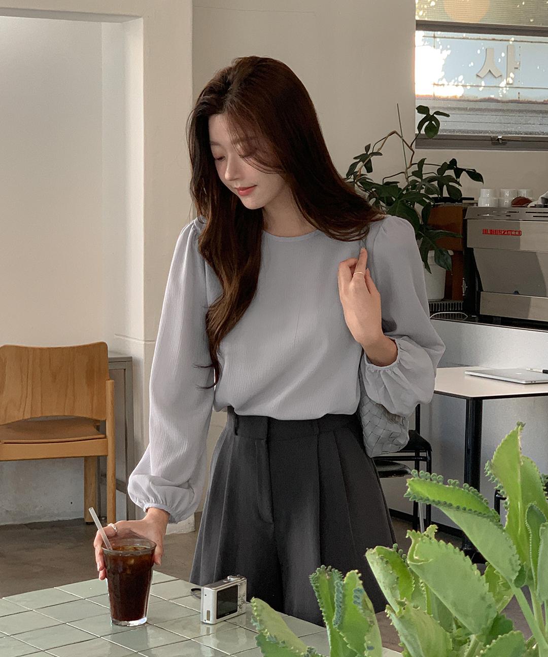 케이클럽 [뉴컬러추가/20만장돌파/MADE]쇼프 라운드 쉬폰 블라우스 (S-L/하객룩/출근룩/데일리룩/데이트룩/가을블라우스/셔링블라우스/가을하객룩)