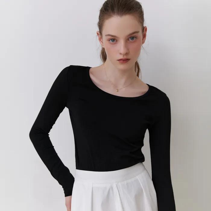 Base cotton t-shirt (black)