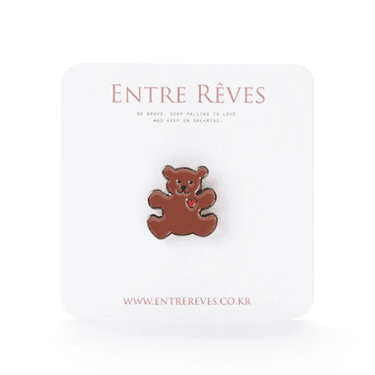 LOVE BEAR BADGE