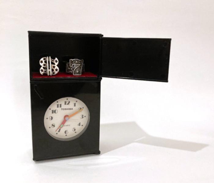 [JAPAN]80s Toshiba refrigerator 냉장고 디자인 alarm clock case.