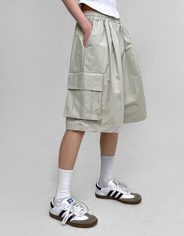 블랙업 [3천장판매] (UNISEX) 린켓 카고 버뮤다 밴딩팬츠