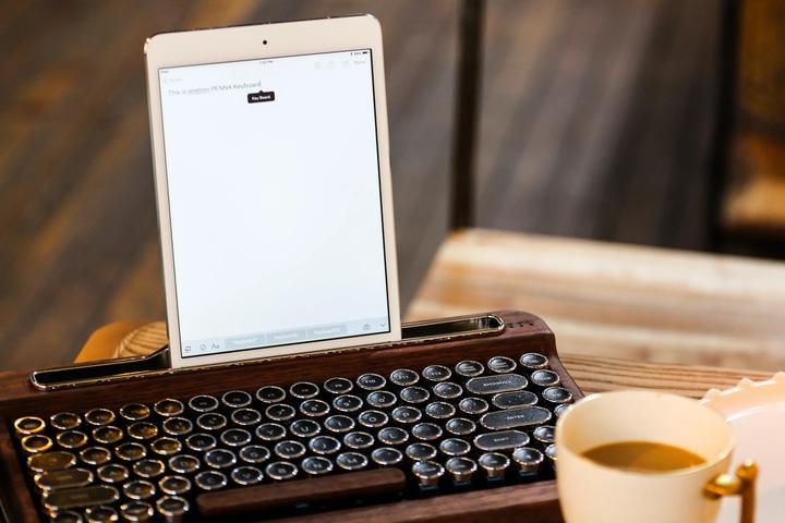 타자기 스타일 무선 블루투스 키보드 (우드스페셜 버전,영문)