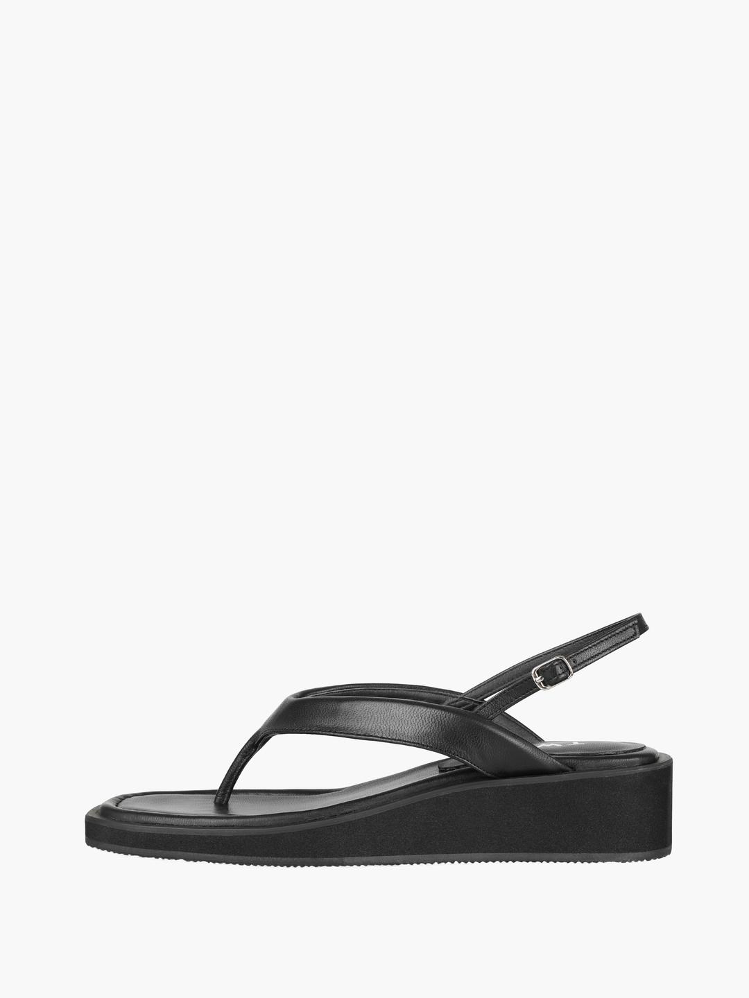 Carrie Sandal