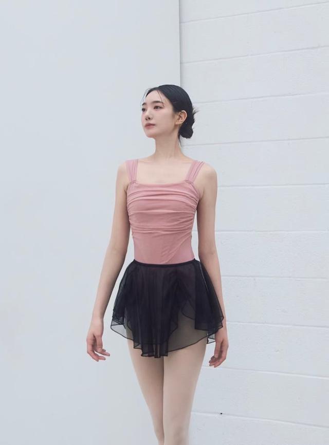 [레오타드] Coppélia (Rose) 오드온튜튜 성인발레복