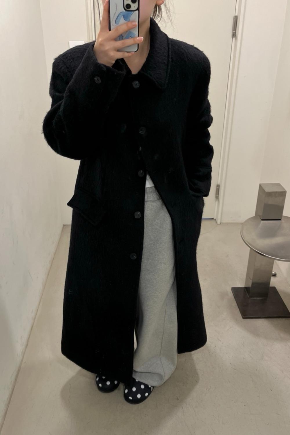 클래식 하이넥 맥시 코트