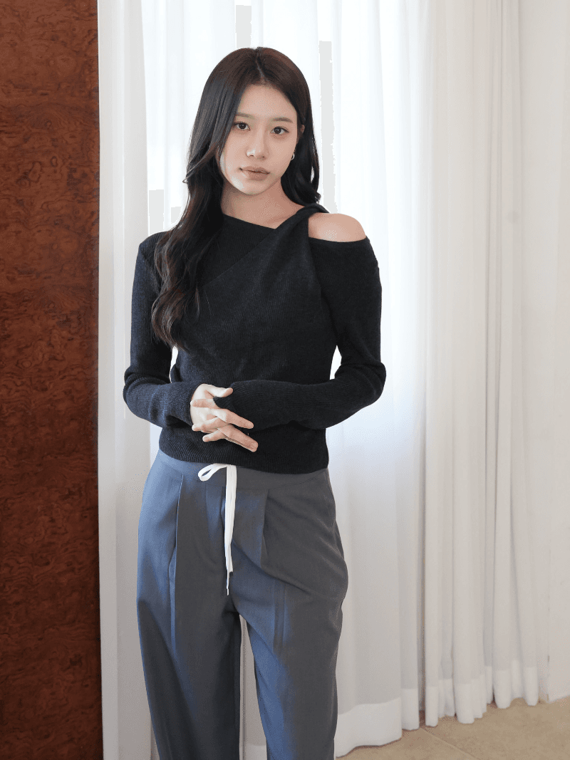 [NouArté] 케이시 레이어드 니트 (차콜)