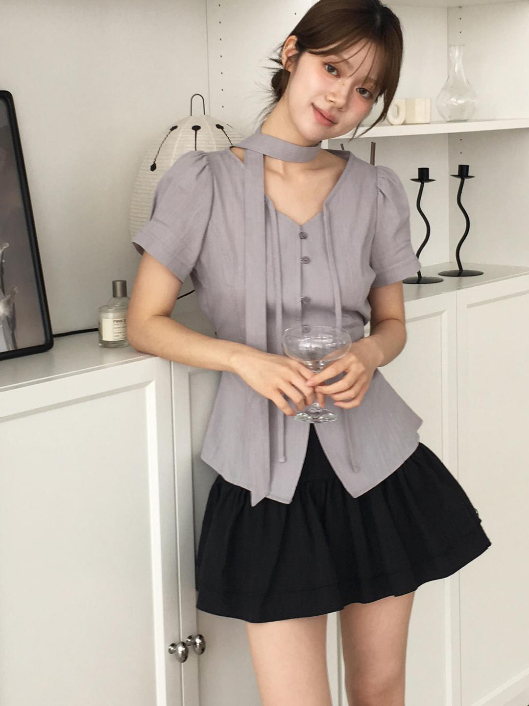 [그레이당일출고] Lavender blouse (Ivory, gray, black) *아이보리/블랙휴가이후