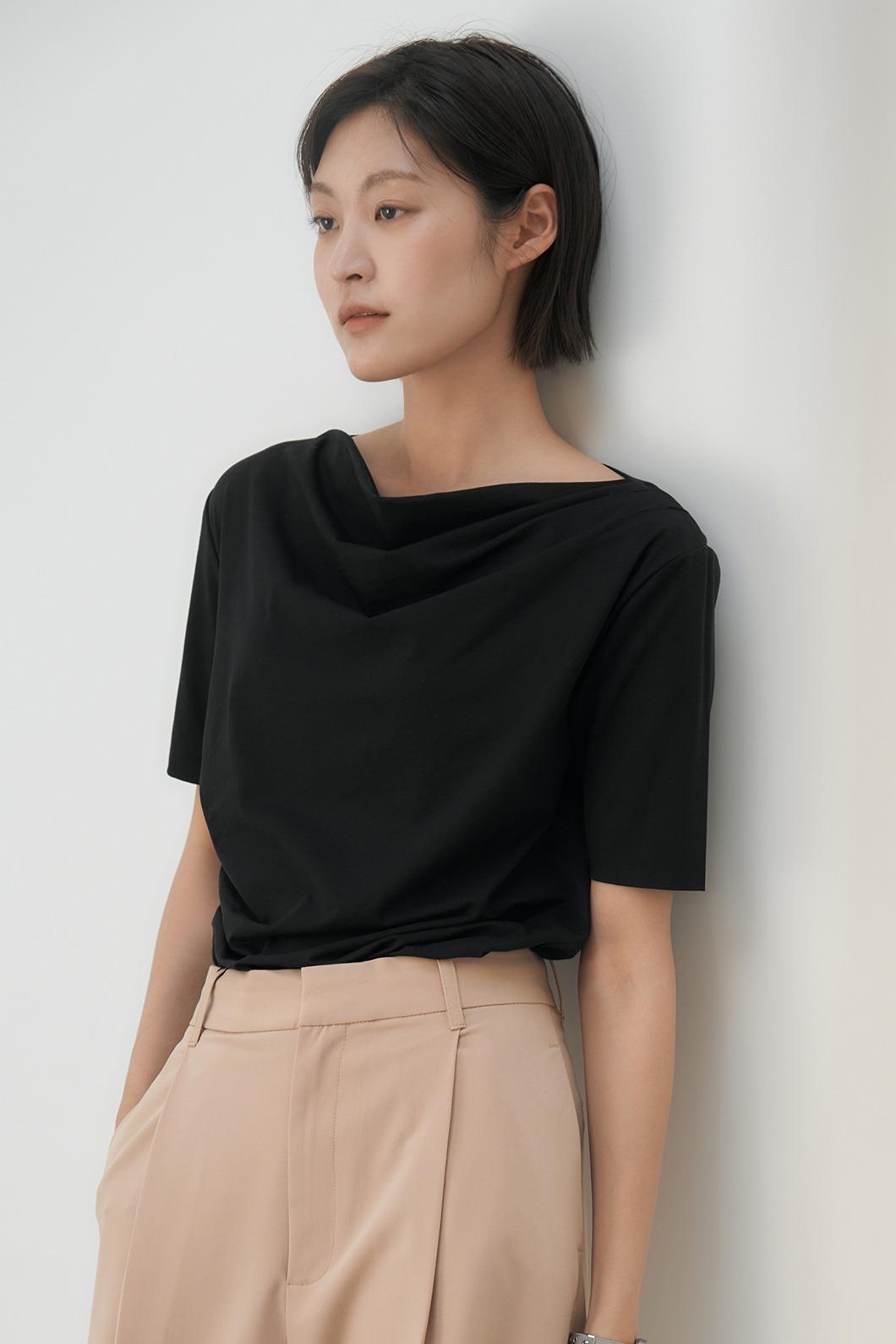 W_모어텐션 드레이프 셔링 반소매 져지 블라우스(120gsm)