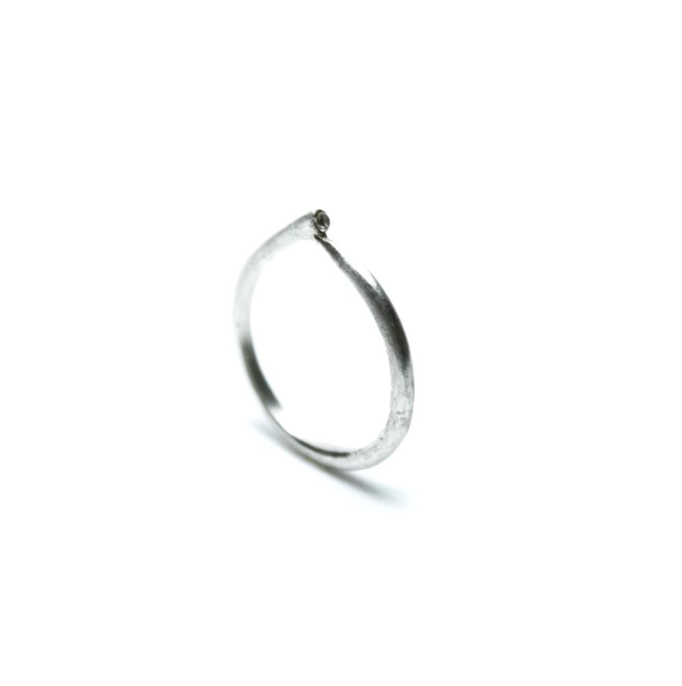 Gap Ring (사이드 스톤링 큐빅반지)