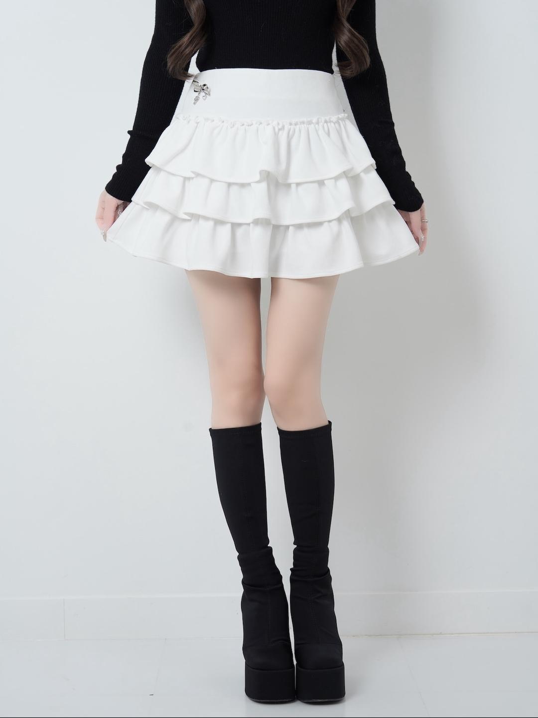 【受注】Lumignon original ♥ Ribbon brooch  frill mini skirt【ホワイト】 | Lumignon