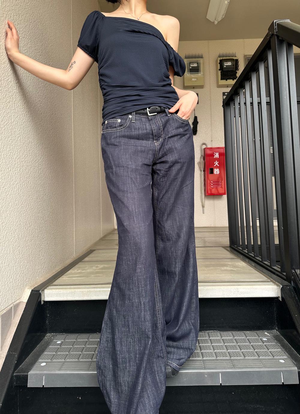NONFADE LOW FLARE JEANS