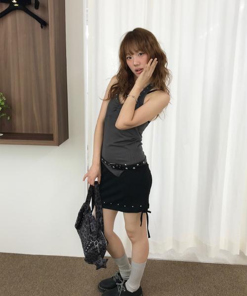 스터드 셔링 미니 스커트_MIWWHF908A