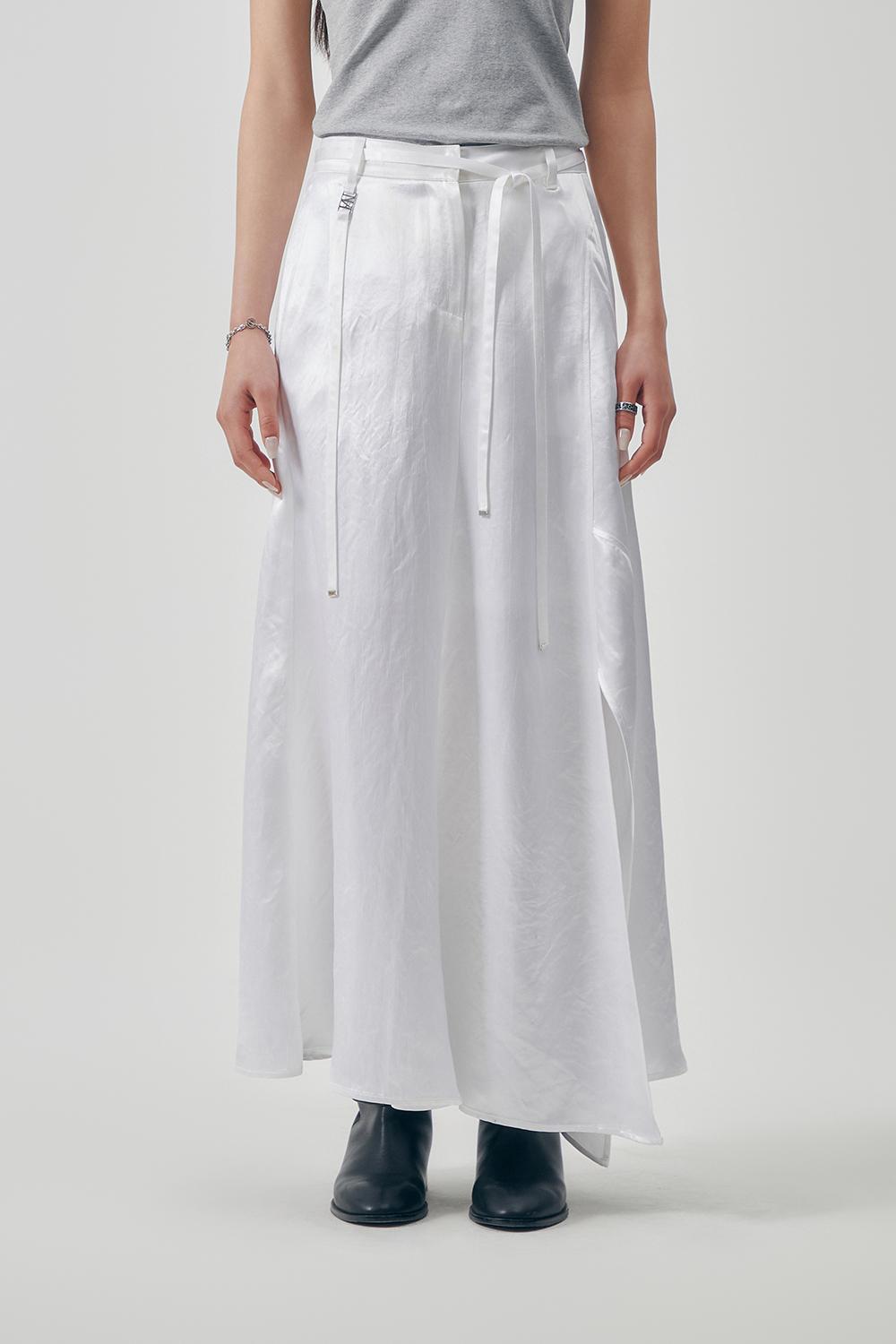 Soft Drape Satin Skirt [ White ]