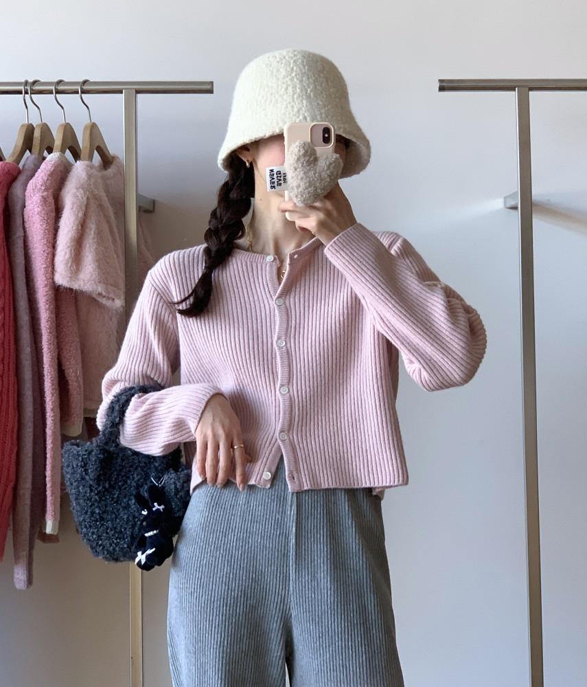 가을 겨울 캐시미어 라운드 골지 라쿤 가디건 러빈데어