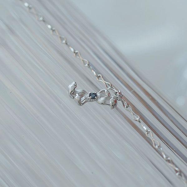 Wave of Waves Necklace 01