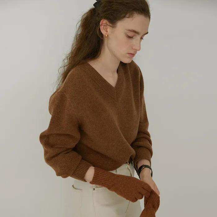 Merino wool loose-fit V neck knit (BROWN)