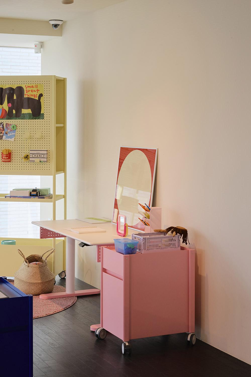 For Children : Study Room Set