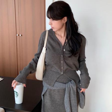 이런 상품 어때요? [알로하 PICK] 브이넥 니트 가디건 + 니트 스커트 SET (VLOCY1989)