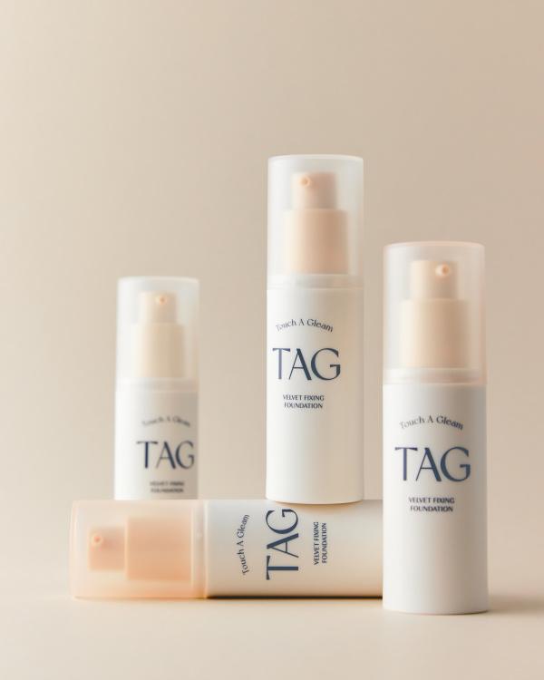 태그 벨벳 픽싱 파운데이션 30 ml 내추럴베이지