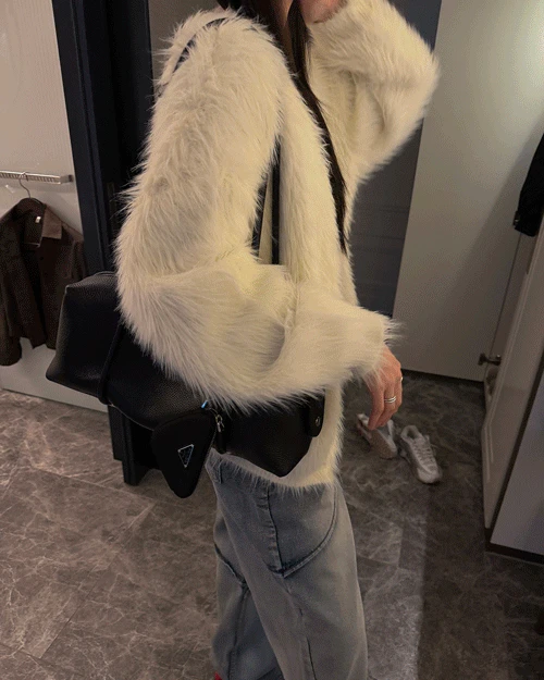 틸리 브러쉬 퍼 가디건