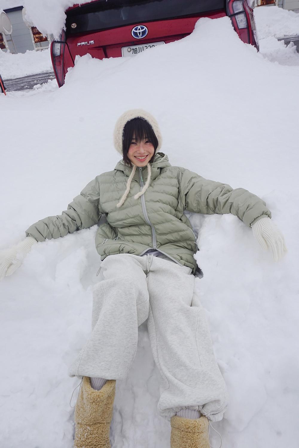 [12월6일 순차출고 예정] (woman) 미니멀 경량 후디드 패딩 자켓_9Color