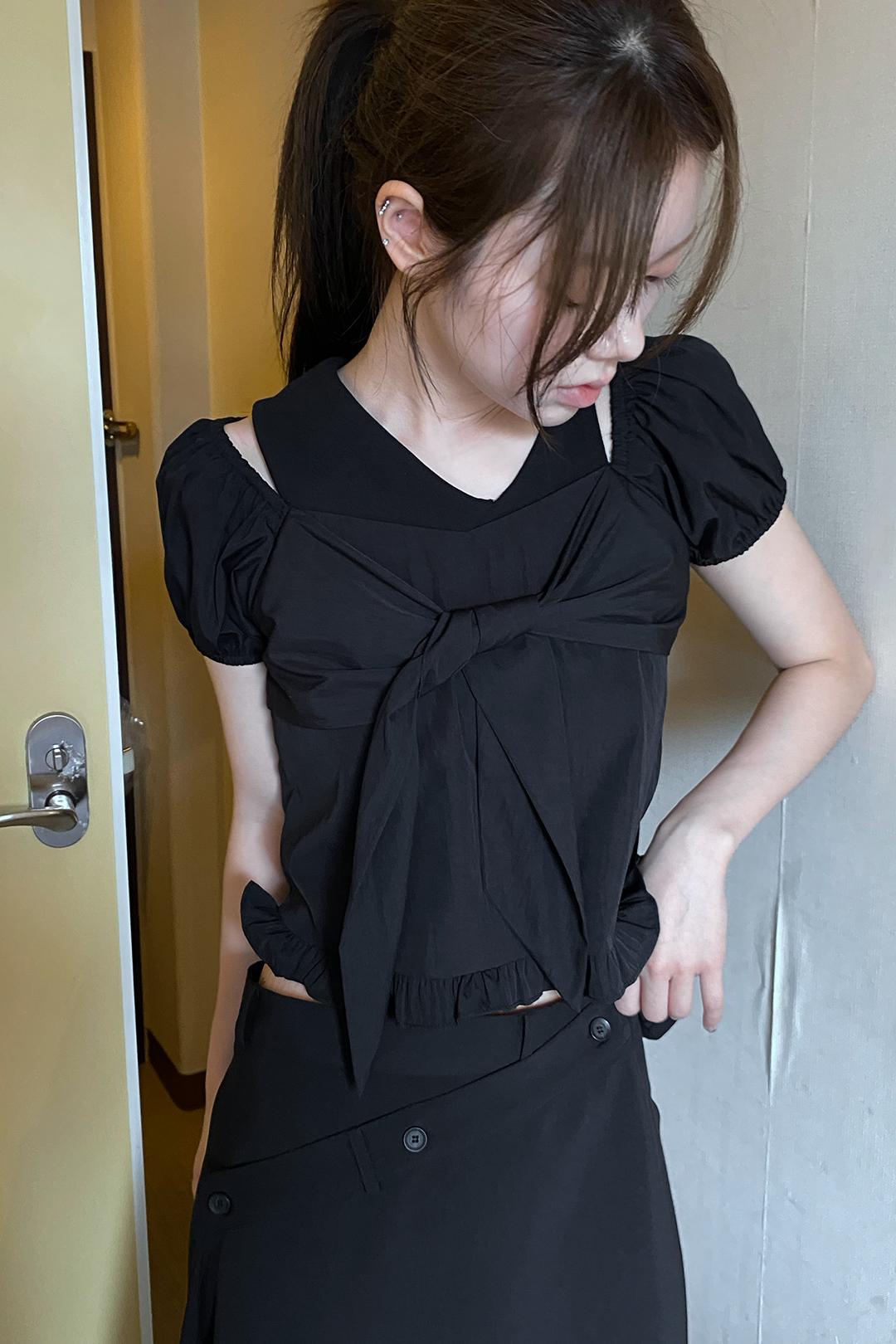 우화 FLOATING RIBBON BLOUSE