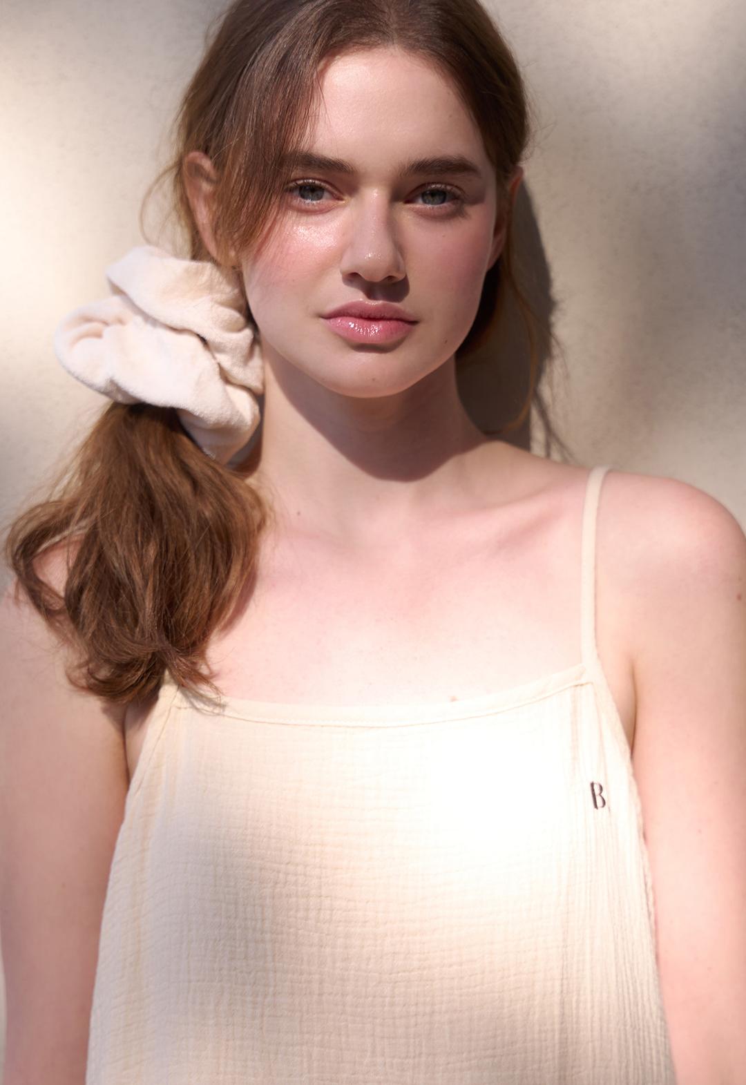 Sleeveless Cotton Long One Piece (send beige)