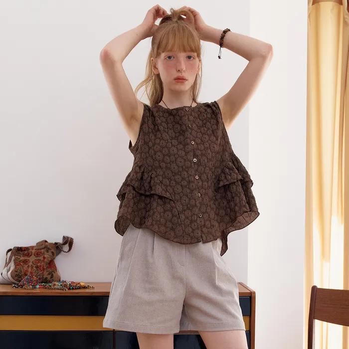 Side Ruffle Sleeveless Blouse_brown