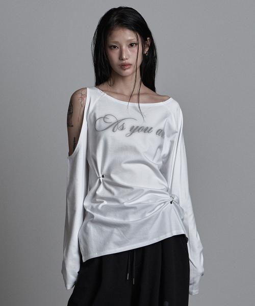 컷아웃 피어싱 롱슬리브 화이트