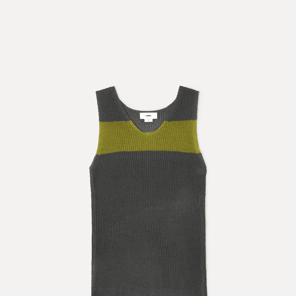 Bree v-neck knit vest moss